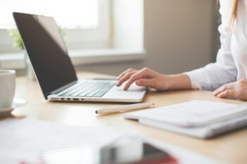 Jak technologia w e-medycynie zmienia nasze podejście do leczenia? Sprawdźmy!