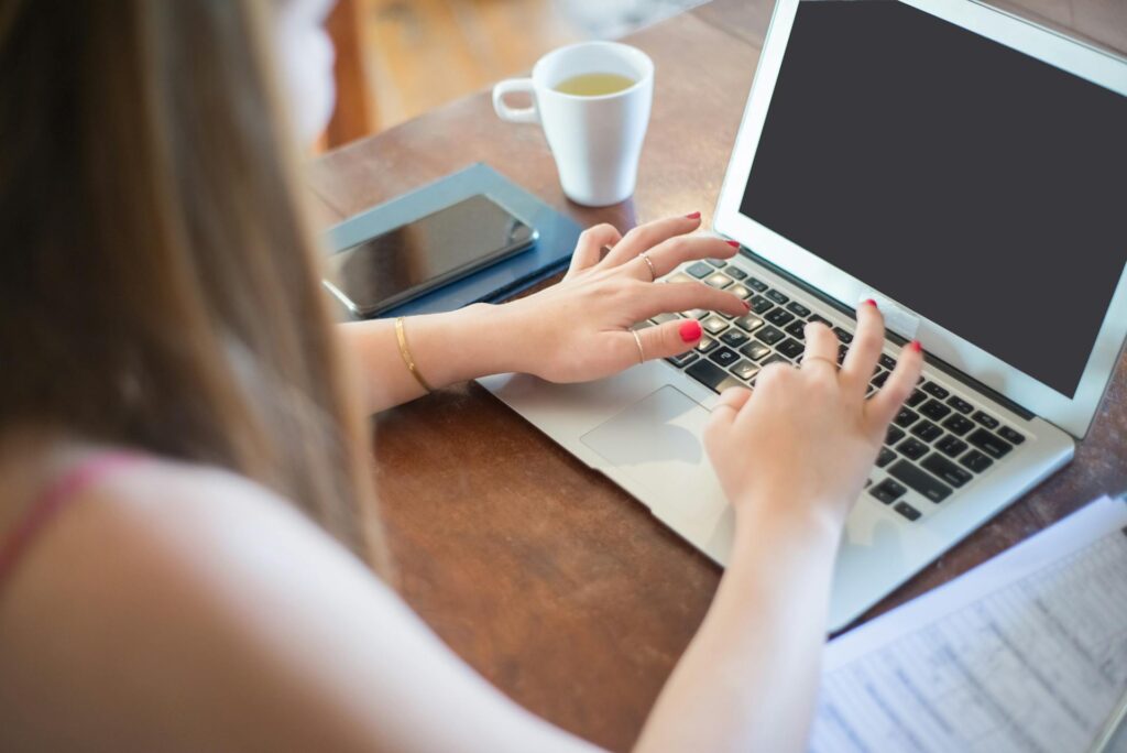 Czy recepta online jest legalna w Polsce Recepta online i e-recepta zgodnie z prawem