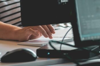 Bezpieczeństwo konsultacji online – jak chronione są&nbsp;dane medyczne pacjentów