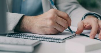 Odpowiedzialność lekarza za&nbsp;e-receptę – kiedy specjalista może odmówić wystawienia recepty