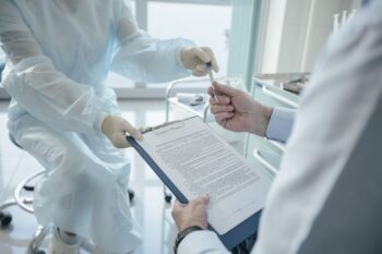 Recepta online a&nbsp;dokumentacja medyczna – jakie obowiązki ma&nbsp;lekarz po&nbsp;konsultacji