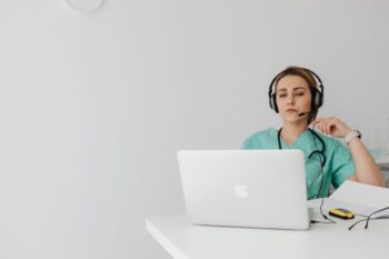 E-recepta a&nbsp;zgoda pacjenta – jakie informacje powinny być przekazane przed&nbsp;konsultacją